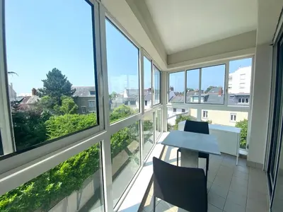 Balcon ou terrasse dans l'établissement T2 Lumineux Loggia & Parking proche Procé & Viarme