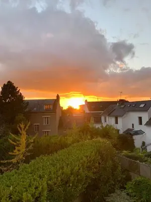 Lever ou coucher de soleil vu de l'appartement ou à proximité