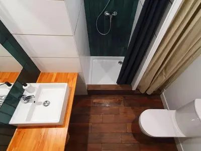Salle de bains dans l'établissement Maison plain-pied avec jardin