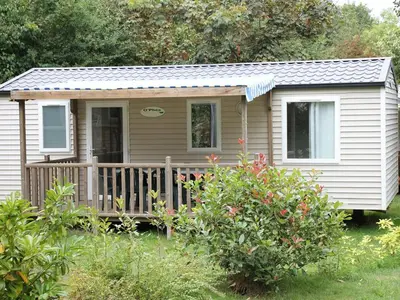 Plan de l'établissement Mobil home spacieux avec terrasse pour 8 personnes - API-1-52-1358