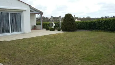 Jardin de l'établissement Les chataigniers