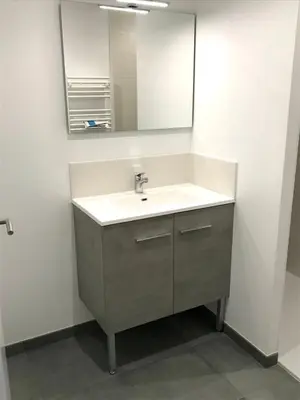 Salle de bains dans l'établissement maison dublanc