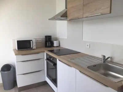 Cuisine ou kitchenette dans l'établissement maison dublanc