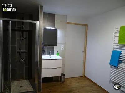 Salle de bains dans l'établissement Studio Les Epesses