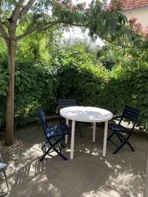 Jardin de l'établissement MAISON ARZAEL à SAINT MARC SUR MER