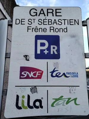 Certificat, récompense, panneau ou autre document affiché dans l'établissement bords de loire