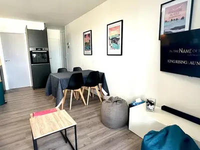 Cuisine ou kitchenette dans l'établissement T3 lumineux à deux pas de la plage
