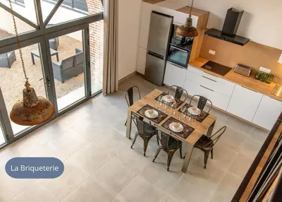 Cuisine ou kitchenette dans l'établissement Idéal Pro - Wifi haut débit - Tout inclus - Commodités 5 mn