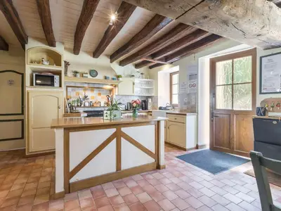 Cuisine ou kitchenette dans l'établissement Gîte calme proche Nantes, idéal famille, WiFi, animaux bienvenus - FR-1-306-1323