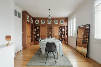 Coin salon dans l'établissement Appartement Spacieux et Lumineux en Centre-Ville