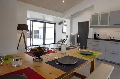 Cuisine ou kitchenette dans l'établissement NO240-017 Mais 6 pièces - 10 couchages NOIRMOUTIER EN L'ILE