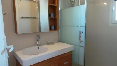 Salle de bains dans l'établissement NO000-A10 Maison 3 pièces NO 6 couchages NOIRMOUTIER EN L'ILE