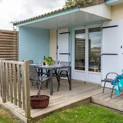 Gîte confortable de 2 chambres avec terrasse à Maché - API-1-52-1242