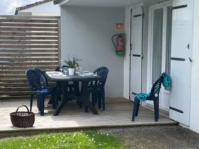 Balcon ou terrasse dans l'établissement Gîte 6 personnes - Terrasse et confort à Maché - API-1-52-1252