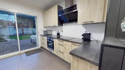 Cuisine ou kitchenette dans l'établissement Villa Eden