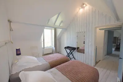 Un ou plusieurs lits dans un hébergement de l'établissement Manoir+piscine chauffée : offre WE dimanche inclus