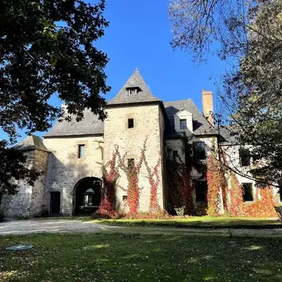 Manoir+piscine chauffée : offre WE dimanche inclus