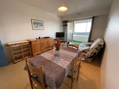 Télévision ou salle de divertissement dans l'établissement SH010-083 - Appart 2 pièces 4 couchages SAINT HILAIRE DE RIEZ