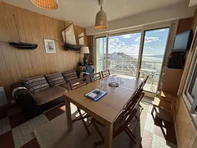 Vue générale sur la montagne ou vue sur la montagne depuis l'appartement