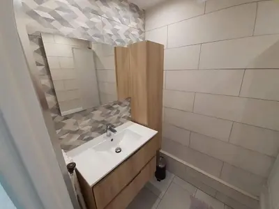 Salle de bains dans l'établissement APPART T4 ANGERS Centre