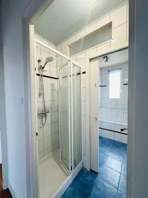 Salle de bains dans l'établissement La passerelle