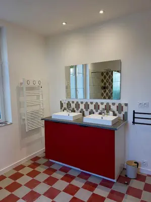 Plan de l'établissement Maison sur les hauteurs de la ville