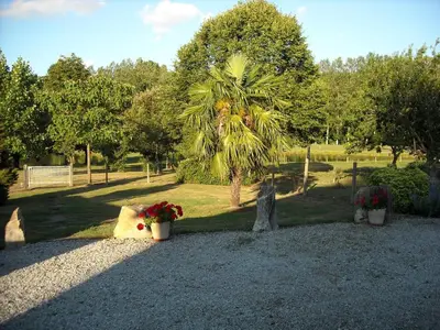 Jardin de l'établissement Gîte de pêche