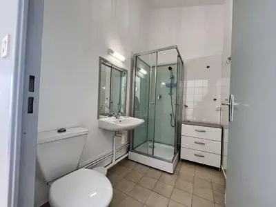 Salle de bains dans l'établissement NO010-020 Appartement 2 pièces-4 couchages NOIRMOUTIER EN L'ILE