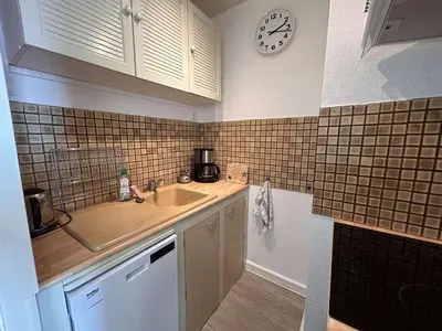 Cuisine ou kitchenette dans l'établissement Superbe Appartement 3 pièces, 6 Couchages, Plage à 50m - FR-1-224C-365