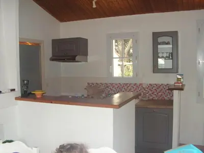 Cuisine ou kitchenette dans l'établissement NO000-05D Mais 4 pièces - 6 couchages NOIRMOUTIER