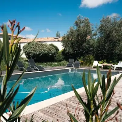 Maison cosy 2 chambres avec piscine proche mer golf Pornic