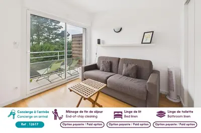 Coin salon dans l'établissement Appartement pour 4, piscine, mer à 150 m