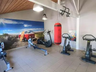 Salle ou équipements de sports de l'établissement Mobil-home spacieux avec terrasse - Saint-Jean-de-Monts - API-1-52-1453