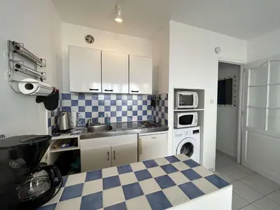 Cuisine ou kitchenette dans l'établissement SJ080-246 - Appart Studio 2 couchages - SAINT JEAN DE MONTS