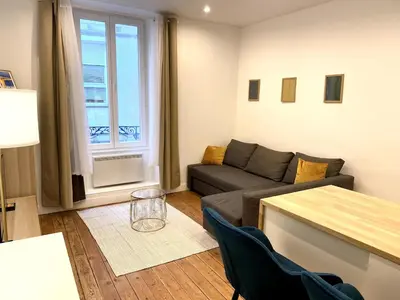 Coin salon dans l'établissement T2 au calme proche Talensac et Centre Ville
