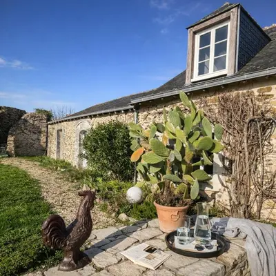 Jardin de l'établissement Séjour Prestige Moulin XVIe Piscine & Calme