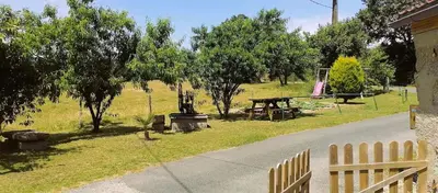 Jardin de l'établissement Le Studio - campagne - 5km du Parc