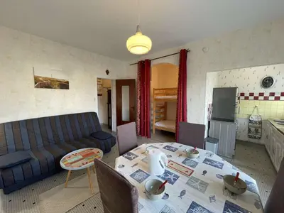 Cuisine ou kitchenette dans l'établissement SJ410-004 - Appart Studio alcôve 4 couchages SAINT JEAN DE MONTS