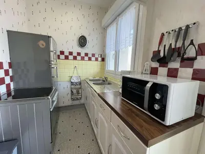 Cuisine ou kitchenette dans l'établissement SJ410-004 - Appart Studio alcôve 4 couchages SAINT JEAN DE MONTS