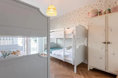 Un ou plusieurs lits dans un hébergement de l'établissement Logement PRO, Travailleur, En semaine uniquement