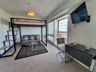 Télévision ou salle de divertissement dans l'établissement SH180-032 - Appart studio 4 couchages - SAINT HILAIRE DE RIEZ