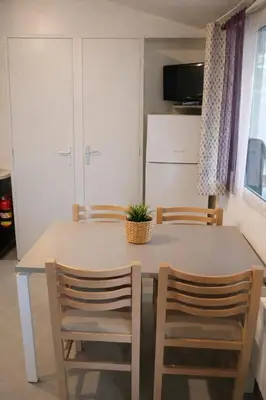 Plan de l'établissement Le Cocon des Pins - Mobilhome 6 pers, piscine