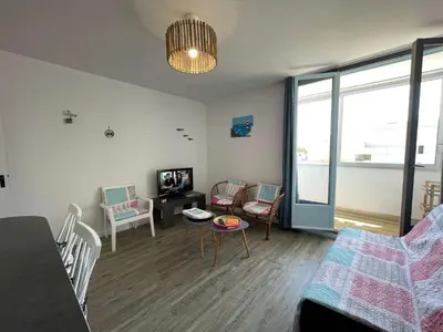 Télévision ou salle de divertissement dans l'établissement SH210-37D - Appart 2 pièces 4 couchages - SAINT HILAIRE DE RIEZ