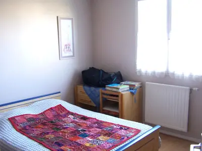 Un ou plusieurs lits dans un hébergement de l'établissement Chambre lit double