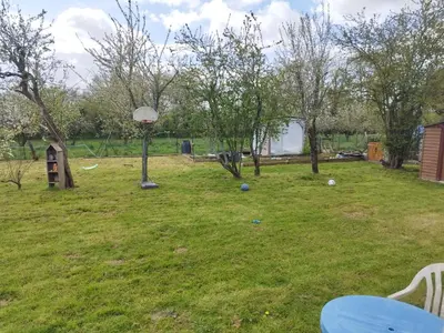 Jardin de l'établissement Caravane cocooning