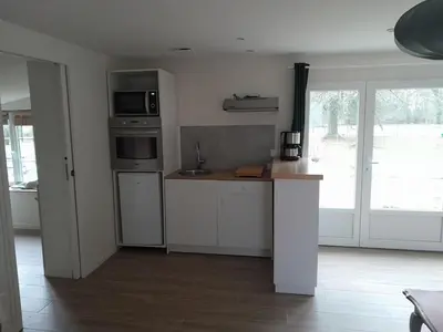 Cuisine ou kitchenette dans l'établissement Studio nature indépendant