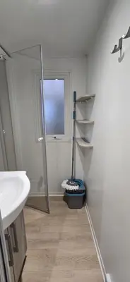 Salle de bains dans l'établissement Mobil-Home Le Bois Dormant 87