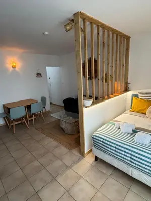 Un ou plusieurs lits dans un hébergement de l'établissement Studio cosy vue mer - Plage à 150m