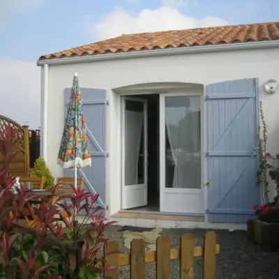 Coquet appartement indépendant entre mer forêt et marais