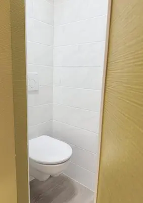 Salle de bains dans l'établissement Aramis Appartement cosy à 15 min du Puy Du Fouu